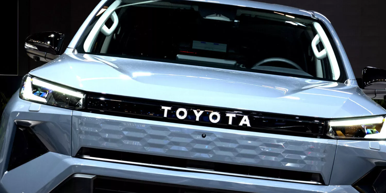 Toyota Hilux Listrik Hadir di Eropa pada Brussels Motor Show