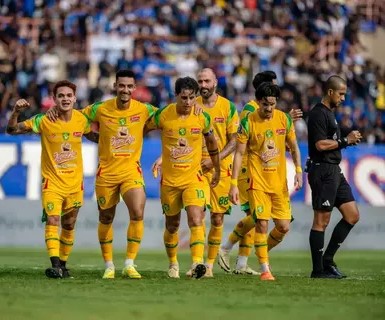 Bernardo Tavares Persebaya Raih Tiga Kemenangan Beruntun