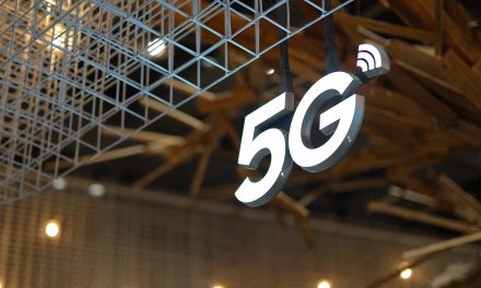 Mastel Tekankan Peran 5G dalam Perkembangan AI di Indonesia