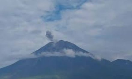Gunung Semeru Meningkat, Warga Diminta Selalu Waspada