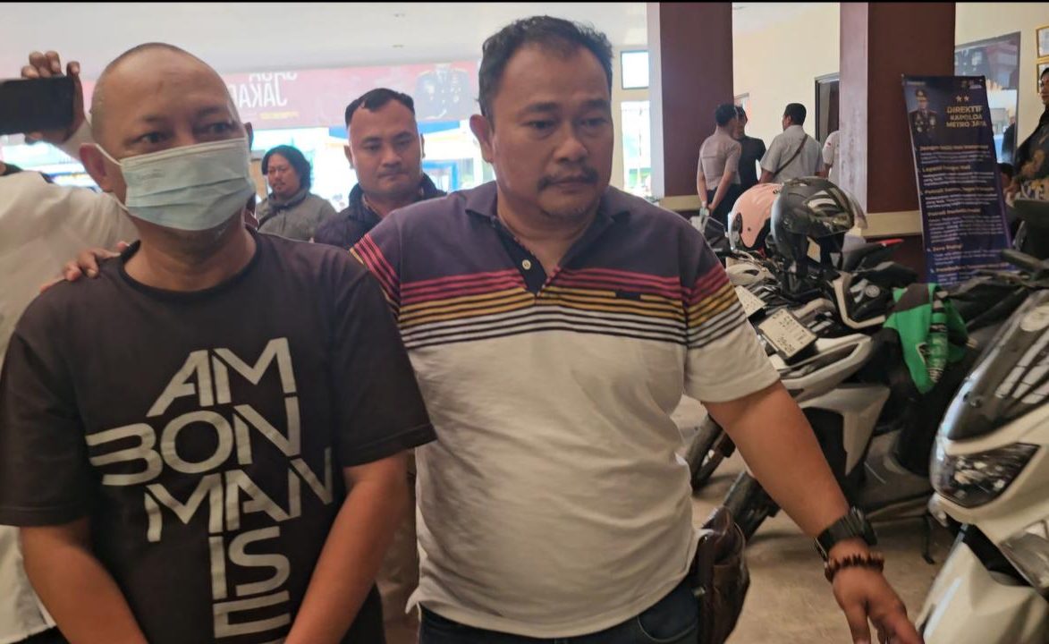 kasus penipuan dukun pengganda uang di Depok