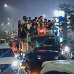 Malam Takbiran di Karawang Meriah, Ribuan Warga Turun ke Jalan