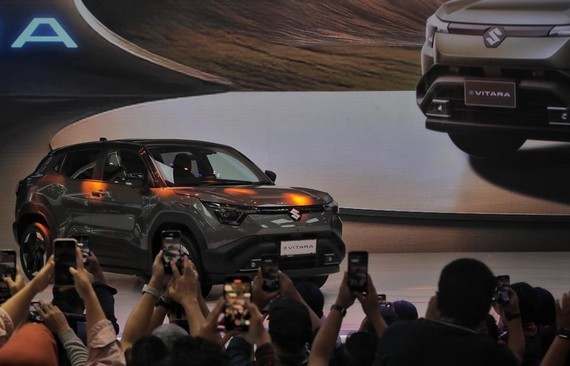 Suzuki Mulai Kirim e Vitara ke Konsumen Indonesia