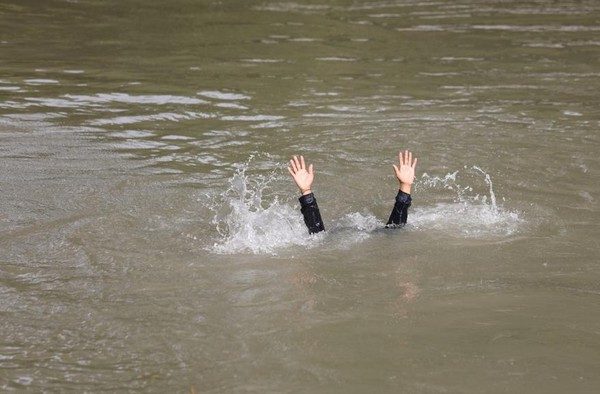 Remaja Sukabumi Tewas Terseret Arus di Pantai Karangnaya