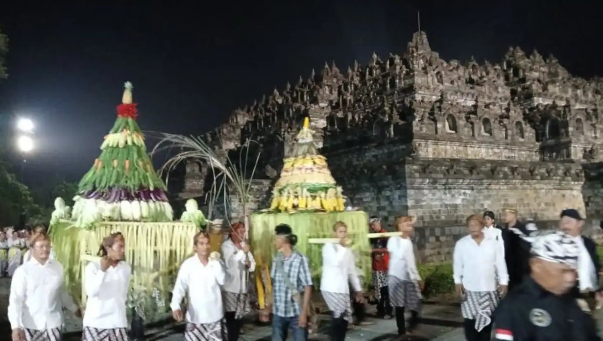 Candi Borobudur menjadi lokasi Kirab Pusaka Nusantara perdana