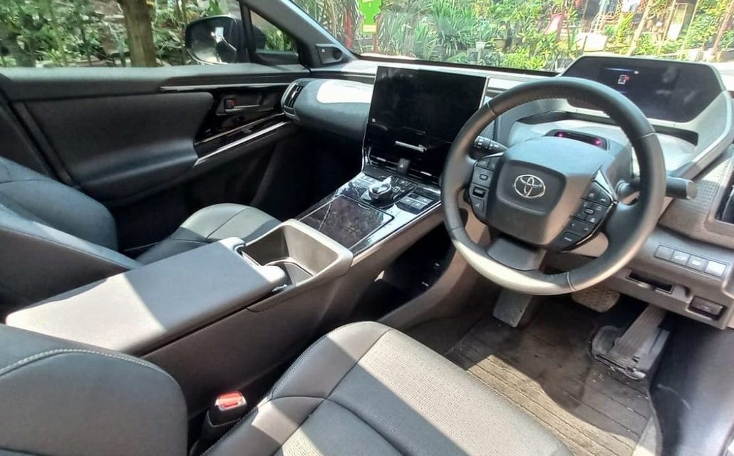 Panduan Mudah Bersihkan Interior Mobil Agar Tetap Higienis