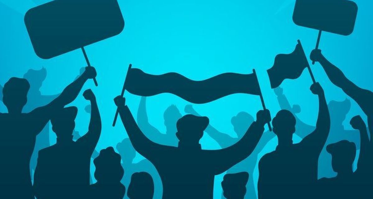 Survei LSI: Mayoritas Publik Pilih Janji Kampanye, Bukan PPHN