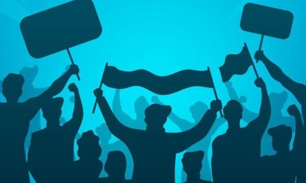 Survei LSI: Mayoritas Publik Pilih Janji Kampanye, Bukan PPHN