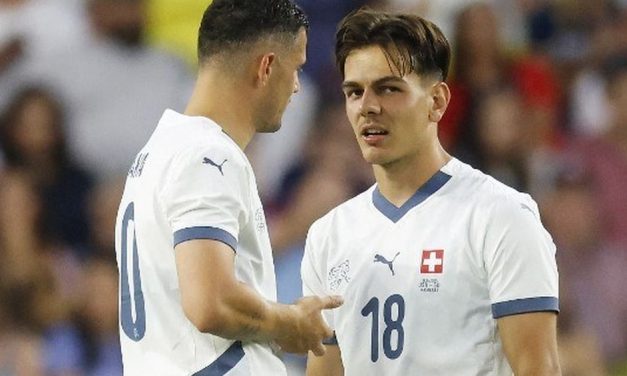 Juventus Incar Ardon Jashari, Manfaatkan Situasi di AC Milan