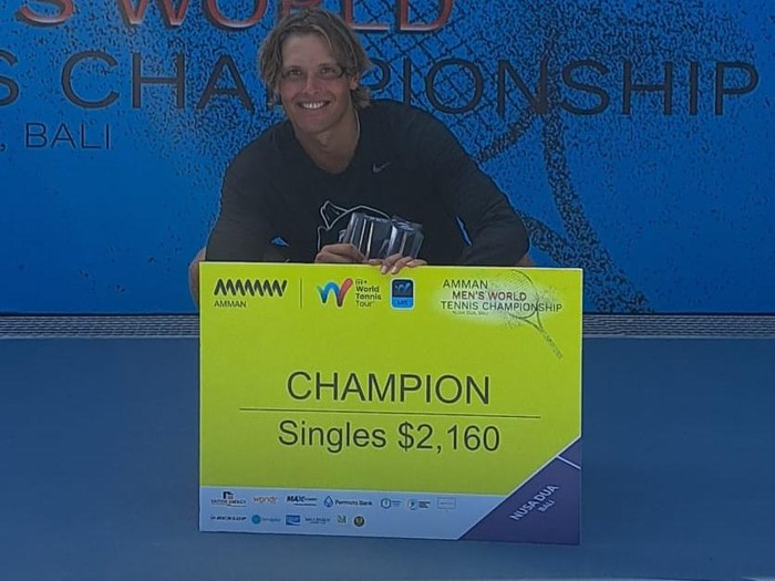 Isaac Becroft Sukses Angkat Trofi M-15 World Tennis 2026