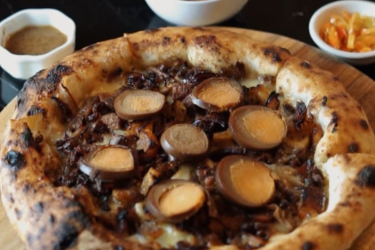 Pizza Gudeg Giornos