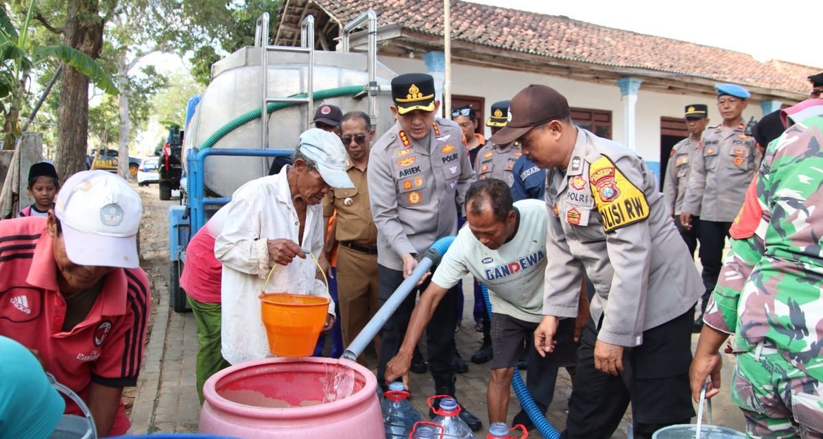 Kekeringan Melanda Batuputih, 40 KK di Sumenep Terima 12.000 Liter Air Bersih