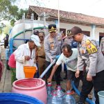 Kekeringan Melanda Batuputih, 40 KK di Sumenep Terima 12.000 Liter Air Bersih