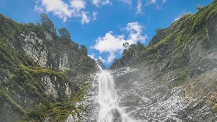 Legenda Samba Botto, Burung Raksasa di Balik Nama Air Terjun Sambabo Mamasa